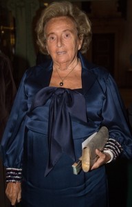Bernadette-Chirac-au-diner-de-gala-de-la-Biennale-des-antiquaires-a-Paris-le-8-septembre-2014